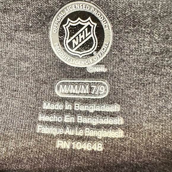 Pittsburgh Penguins Long Sleeve Fitted Lightweight Tee Shirt Jr. Size M 7/9 EUC - Picture 7 of 13